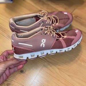 Rose gold on clouds. 8.5 GUC